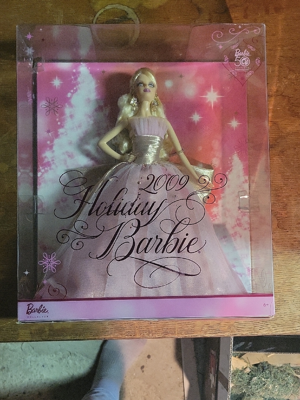 2009 Holiday Babrbie Doll in Pink